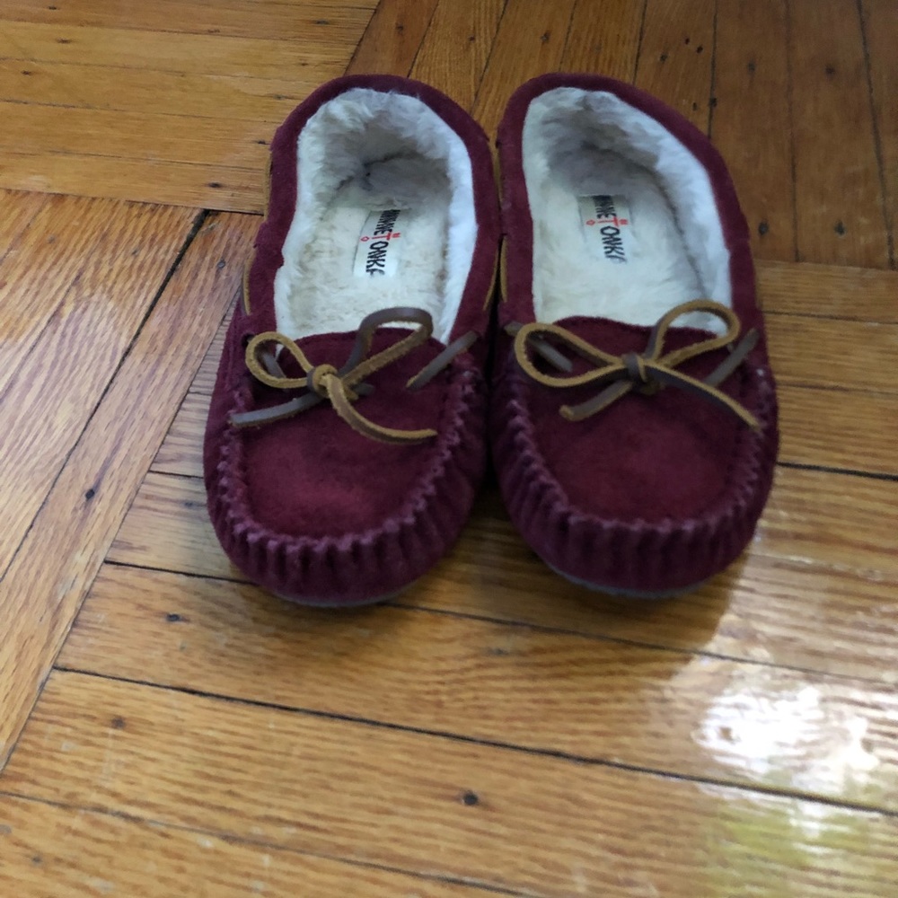 Minnetonka shoe - Picture 3 of 6